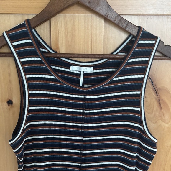 Striped Sleeveless Maxi Dress - Picture 2 of 6